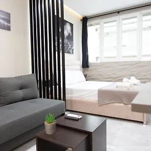 Skg Luxury Salonicco